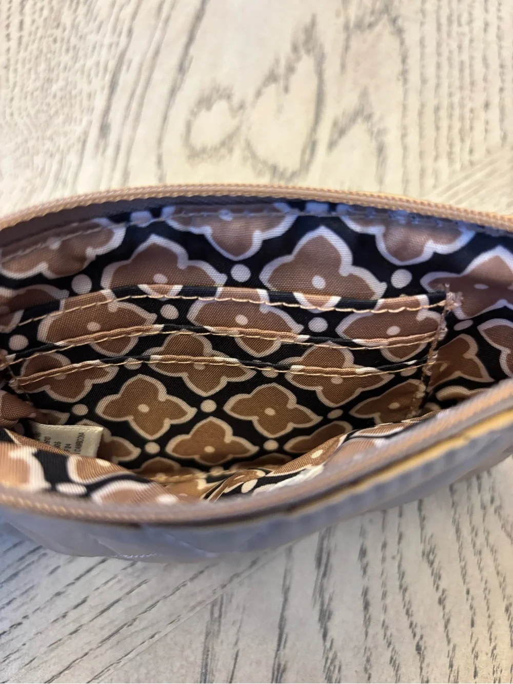 NWT Vera Bradley Ultralight Essential Zip Wristlet Tiger’s Eye